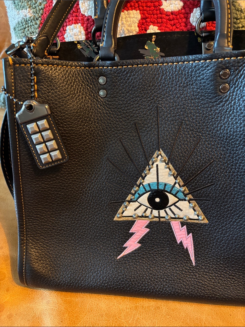 Coach Rogue Evil Eye - Picture 4 of 8